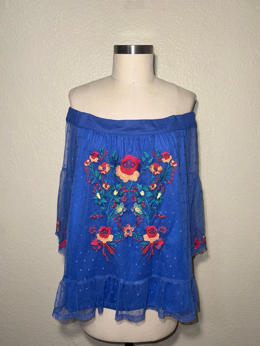 Umgee NWT Blue Embroidered Off Shoulder Boho Mesh Blouse Medium